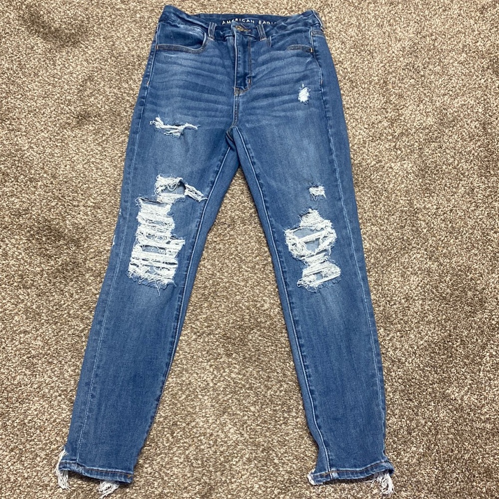 American Eagle Ripped Curvy High-Rise Jeggings